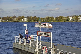 Europe, Germany, Hamburg, City, Outer Alster Lake, Rabenstrasse jetty, Alster boat Susebek,