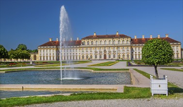 Garden parterre with fountain in front of the New Palace in the Schleissheim Palace complex,