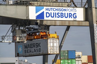 Port of Duisburg Ruhrort, Container freighter being loaded and unloaded at DeCeTe, Duisburg