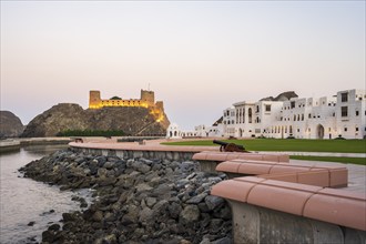 Shore with buildings of the Sultan's Palace, Al Alam Palace, Al Jalali Fort, Muscat, Oman, Asia