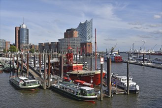 Europe, Germany, Hanseatic City of Hamburg, Sports Boat Harbour, Old Lightship, View to Elbe