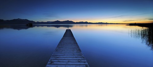 Panorama, jetty on Lake Chiemsee after sunset, the Alps in the background, Chieming, Bavaria,