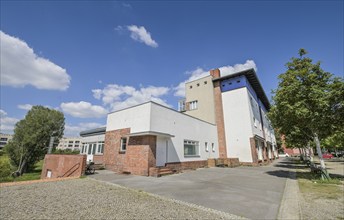 Residential building, Fritz-Reuter-Allee, Hufeisensiedlung, Britz, Neukölln, Berlin, Germany,