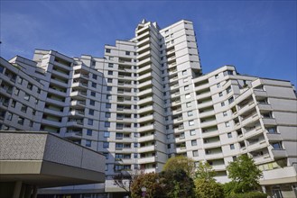 White Giant tower block and residential complex by architect Ewald Baumeister in Gelsenkirchen,