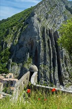 Sisteron.The devil's gatehouse of the Citadel opposite the Baume rock, Alpes-de-Haute-Provence.