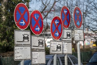 No parking signs, Temporary absolute stopping ban, during construction work, Duisburg, North