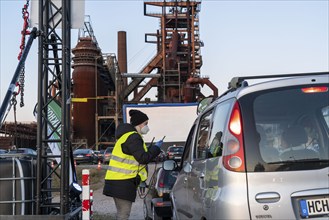 Drive-in cinema Dortmund, in front of the backdrop of the former blast furnace plant Phönix-West in