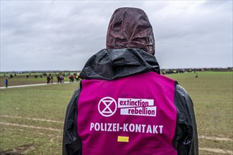 Extinction Rebellion, police contact person, demonstration against the demolition of the lignite