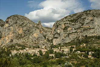 Moustiers St. Marie, Provence, Provence-Alpes-Côte d'Azur, South of France, France, Europe