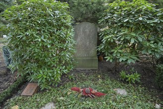 Egyptologist Johann Peter Adolf Erman, grave, Waldfriedhof Dahlem, Hüttenweg, Steglitz-Zehlendorf,