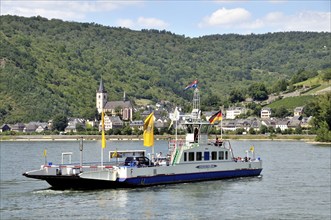 Car ferry between Niederheimbach, Rhineland-Palatinate and Lorch, UNESCO World Heritage Cultural