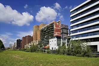 Residential building The George, architects dok, Zuidas financial district, Amsterdam