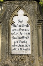 Unter den Linden cemetery, burial site, old gravestone, memorial stone for Gustav and Pauline Groß,