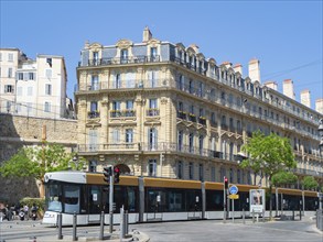 Many cities in France have introduced modern tram networks in recent years. Situation in Marseille,