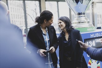 (R-L) Annalena Bärbock (Alliance 90/The Greens), Federal Foreign Minister, and Steffi Jones, former