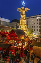 Christmas market at Roncalli Platz am Dom, in the city centre of Cologne, Sunday shopping in