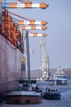 Port of Hamburg, Waltershofer Hafen, EUROGATE Container Terminal, container freighter Cap San