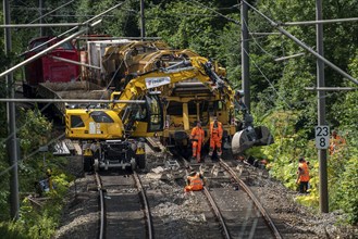 Repair work on the tracks of the S-Bahn line 9, between Essen and Wuppertal, near Essen-Kupferdreh,