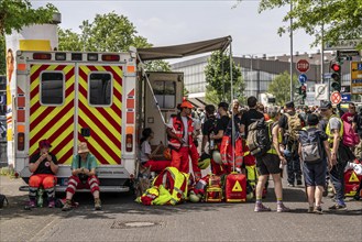 Sanitätskollektiv Berlin, independent paramedics, demonstration against the AFD party conference in