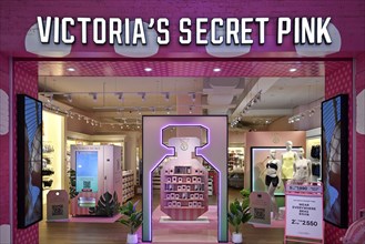 Victoria's Secret Pink entrance