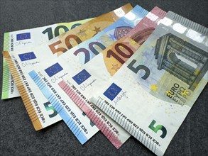 Symbol photo Cash Banknotes euro banknotes lying fanned out on top of each other, Germany, Europe