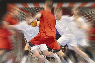 Handball-Symbol: Wild-Szene bei einem Handballspiel