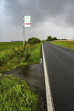 Bus stop Abzweig Eschenpötel, in the countryside, Sauerland, near Warstein-Allagen, country road