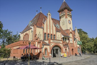 S-Bahn station, Nikolassee, Zehlendorf, Berlin, Germany, Europe