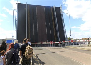 Bascule bridge, Lowestoft, Suffolk, England, UK