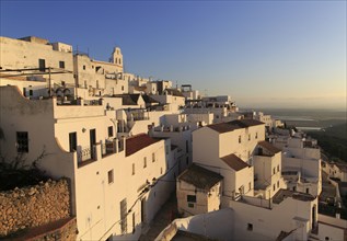 Pueblo blanco historic village whitewashed houses on hillside, Vejer de la Frontera, Cadiz