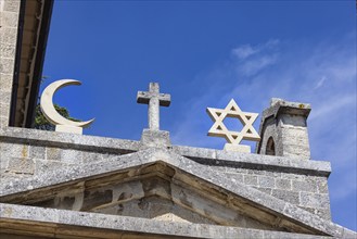 Cross of Christianity, crescent of Islam, Star of David of Judaism, Cappella Nuova historic