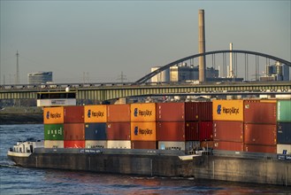 Cargo ship on the Rhine near Düsseldorf, Josef-Kardinal-Frings-Bridge, federal road B1, Lausward