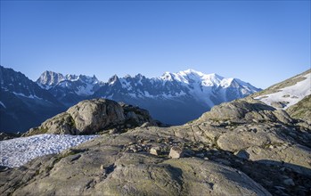 Mountain landscape at sunrise, mountain peak, Grandes Jorasses, Aiguille du Moine, Mont Blanc, Mont