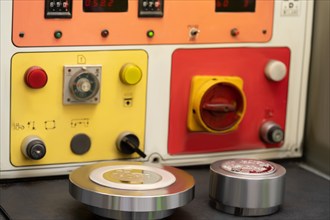 Control panel of a coin press for the production of billet preparation