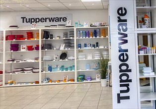 The Tupperware party is over. The plastic bowl manufacturer Tupperware has gone bust. The company