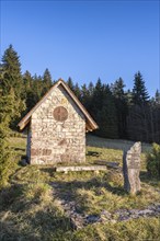 The limestone chapel built in 1861, known as the Steineberg Chapel, was completely rebuilt in 1993,