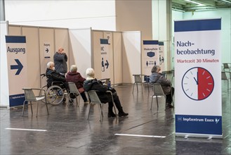 Start in the vaccination centre for corona vaccinations, in a hall of Messe Essen, for people over