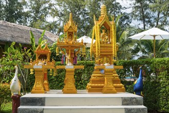 Small Buddhist temple, decorated, golden, gilded, religion, faith, world religion, Buddhism, Asian,