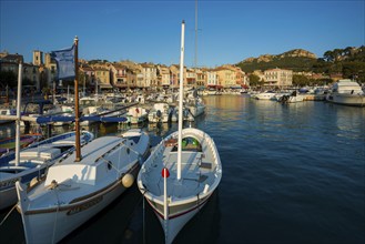 Harbour, sunset, Cassis, Bouches-du-Rhone, Provence-Alpes-Côte d'Azur, South of France, France,