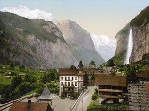 Lauterbrunnental mit Staubbach und Hotel Steinbock, Berner Oberland, Schweiz, Historische, digital