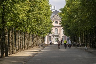 The Jägerhofallee in the Hofgarten, the central municipal park in Düsseldorf, view of Jägerhof