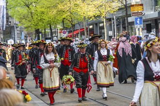 Parade of historically costumed guild members, Wollishofen Guild, Sechseläuten or Sächsilüüte,