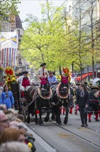 Parade of historically costumed guild members, Riesbach Guild, Sechseläuten or Sächsilüüte, Zurich