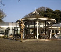 Museum and art gallery, Candie Park, St Peter Port, Guernsey, Channel Islands, UK, Europe