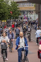 Central cycle path on the Lange Viestraat, in the centre of Utrecht, lanes for pedestrians,