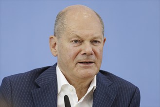 Olaf Scholz (SPD), Federal Chancellor, on his way to the Federal Press Conference, bpk, Federal