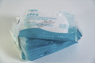 Pack of FFP2 protective masks, face masks, with CE marking