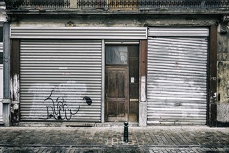 Former shop, closed, closed, closed, shop, shop, business, door, shop door, dilapidated, abandoned,