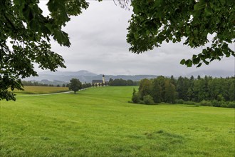 Pilgrimage church of St Marinus in Wilparting, Regen, meadow, trees, municipality of Irschenberg,