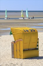 Beach chairs on the beach, sunny, summer, North Sea island of Föhr, Schleswig-Holstein, Germany,